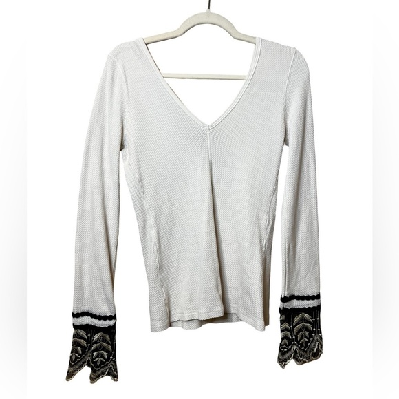 Free People Ivory Last Dance Lace Cuff Thermal Size M - Picture 5 of 8